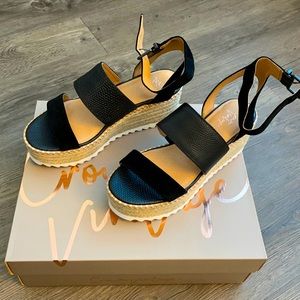 Platform Black sandals